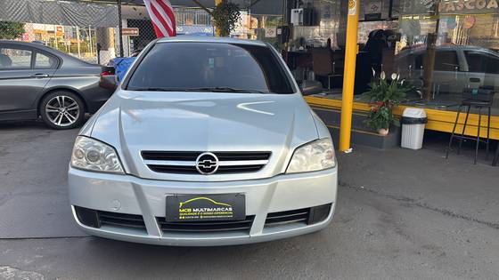 CHEVROLET ASTRA 2.0 MPFI COMFORT SEDAN 8V FLEX 4P MANUAL CHEVROLET ASTRA 2.0 MPFI COMFORT SEDAN 8V FLEX 4P MANUAL